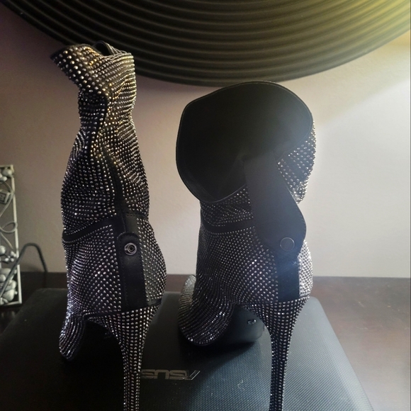 Kenneth Cole Riley Slouch Boots - Picture 2 of 3